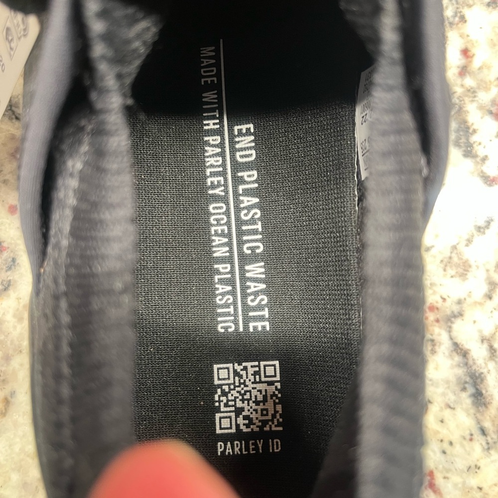 Adidas UltraBOOST 20 Black and White Running Shoes - Stella McCartney edition - Picture 5 of 6